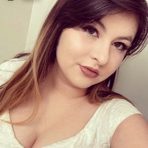 Meet your Posher, Edna marissa marie